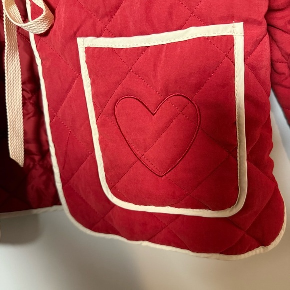 PrettyLittleThing, NWT Red Quilted Jacket with Cream Trim - Picture 5 of 12